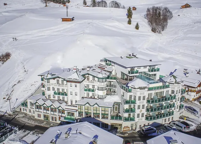 Отель Jennys Schloessl Серфаус