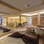 Jennys Schloessl Hotel 4*