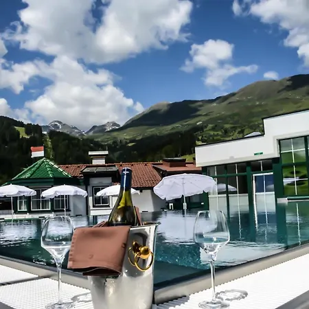 Hotel Jennys Schloessl 4*