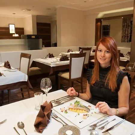 Jennys Schloessl Hotel 4*